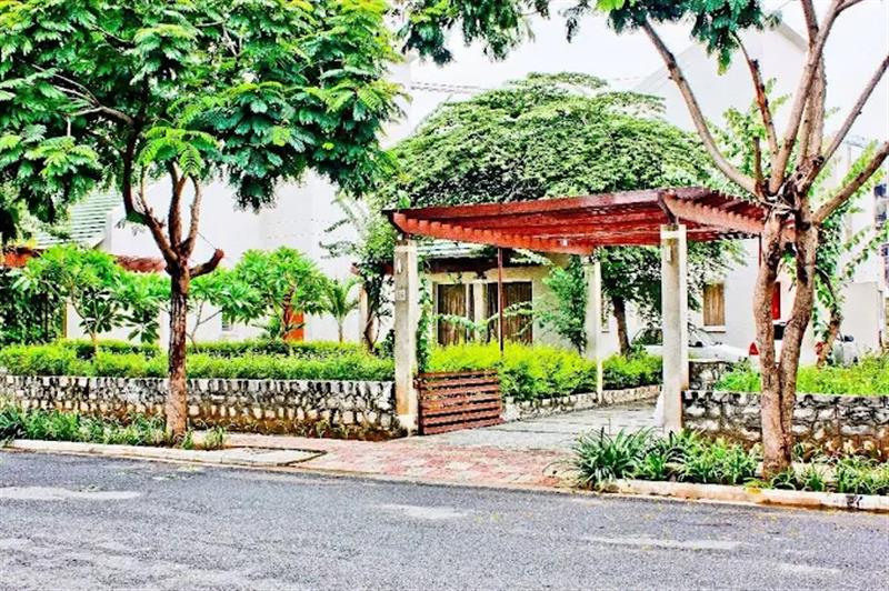 Hotels & Rooms - Makkalcare - Business Classfied