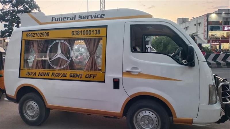 Hospitals and Clinics - Makkalcare - Business Classfied