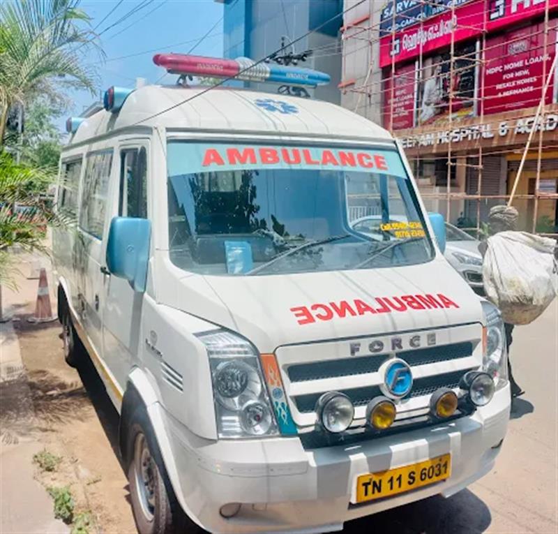 Hospitals and Clinics - Makkalcare - Business Classfied